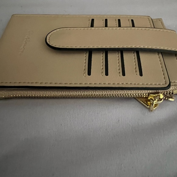 Wallet - Picture 4 of 6